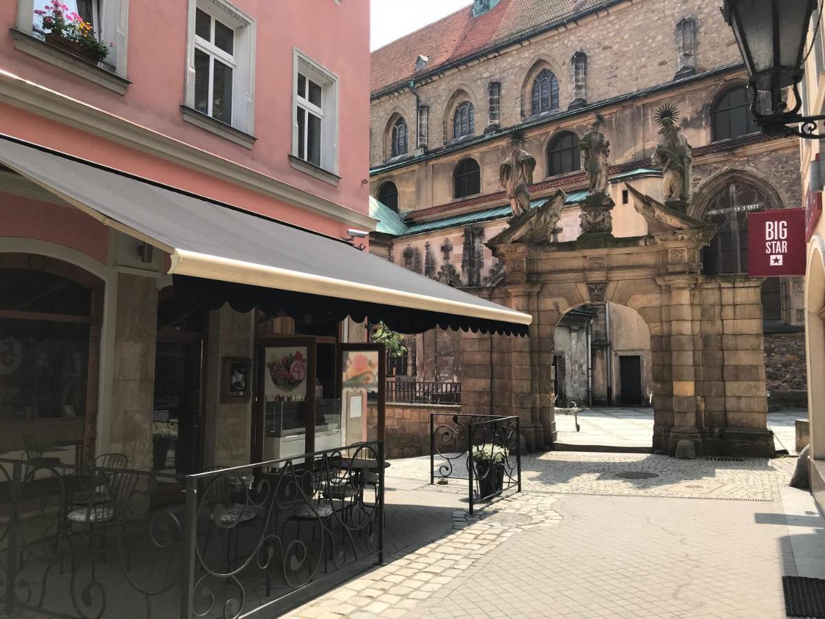 Willa Przy Czarnej Bramie Kłodzko Exterior foto