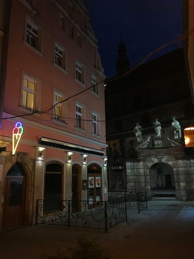 Willa Przy Czarnej Bramie Kłodzko Exterior foto